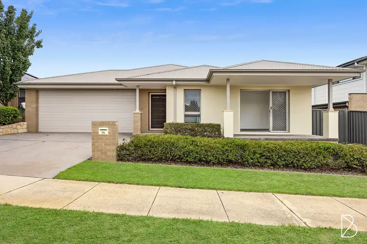 14 Carl Street, Googong NSW 2620