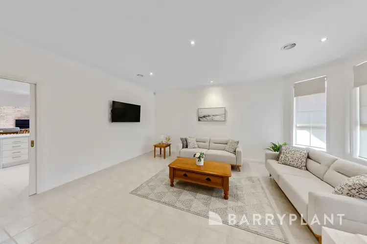 Fifth view of Homely house listing, 21 Elissa Way, St Albans VIC 3021