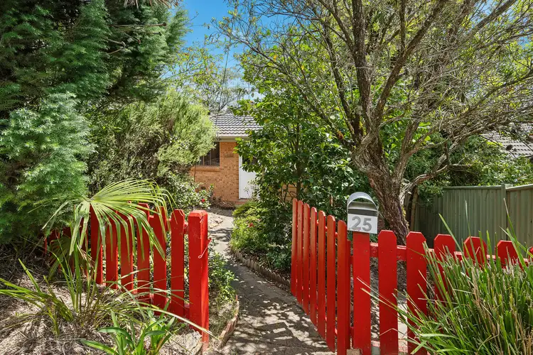 25 Railway Parade, Bullaburra NSW 2784