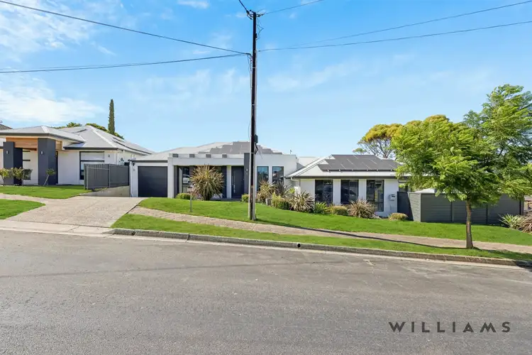 11 Cheryl Avenue, Valley View SA 5093