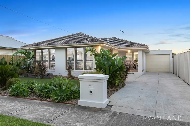 25 Waratah Street, Seaholme VIC 3018