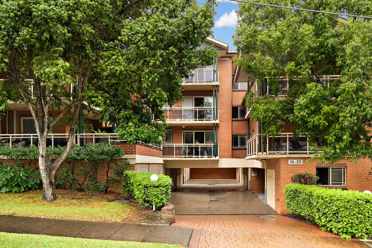 Main view of Homely unit listing, 4/16-20 Winchester Street, Carlton NSW 2218