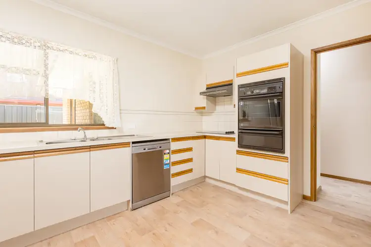 Fifth view of Homely unit listing, 2/2 Greenvale Parade, Mildura VIC 3500