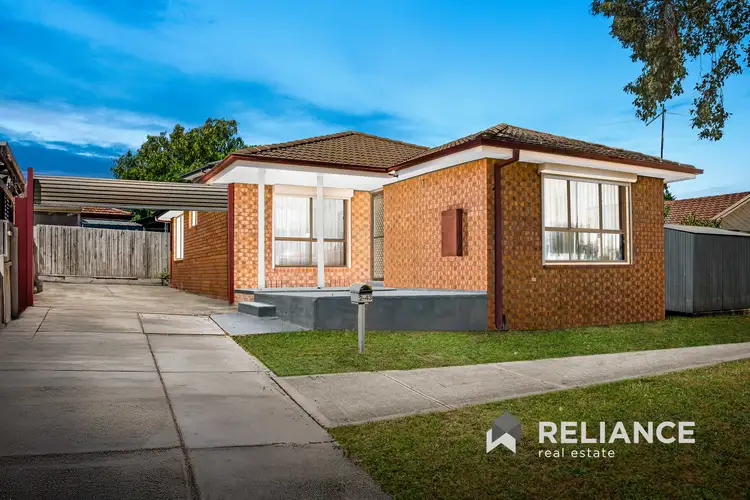 Main view of Homely house listing, 2/43 Pinnaroo Circuit, Meadow Heights VIC 3048