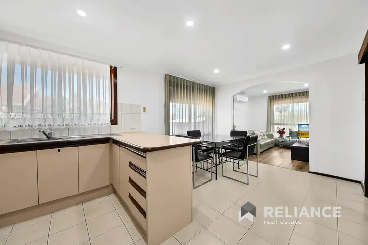 Fifth view of Homely house listing, 2/43 Pinnaroo Circuit, Meadow Heights VIC 3048