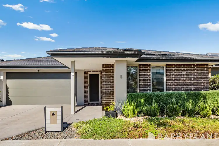 Main view of Homely house listing, 16 Dawley Circuit, Werribee VIC 3030
