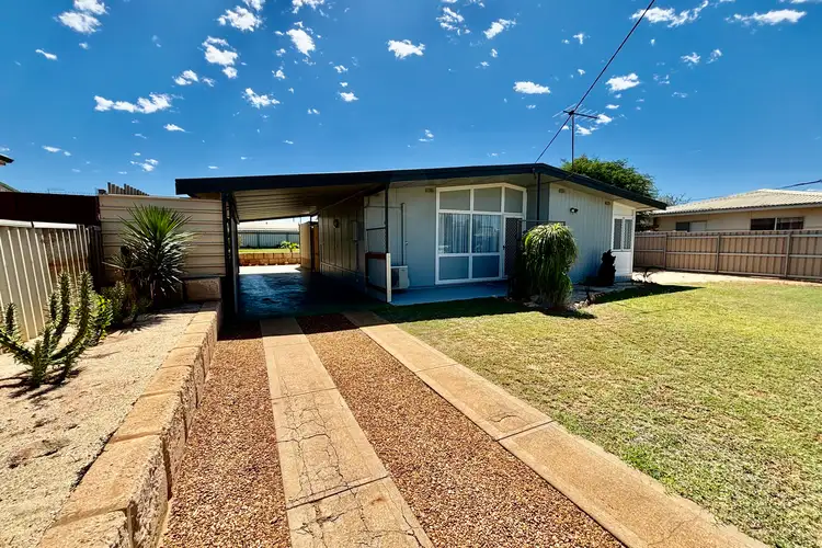 4 Richards Street, Brockman WA 6701