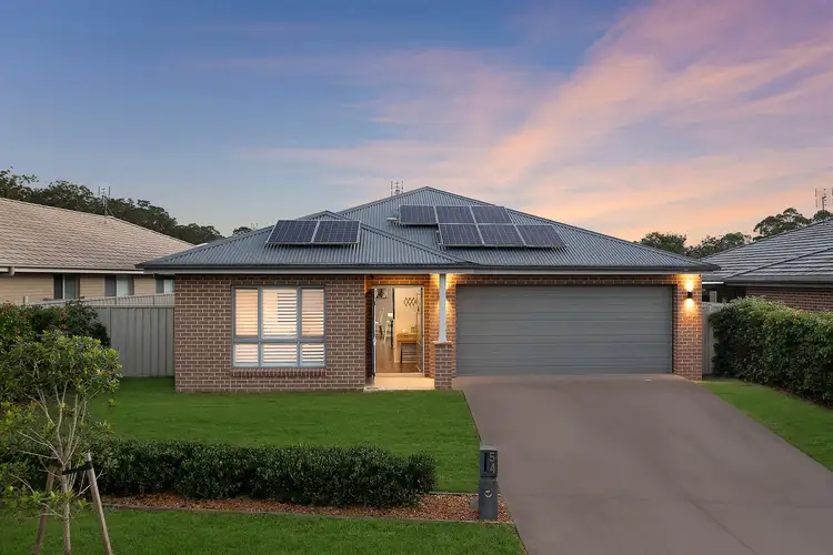 54 Settlers Road, Wadalba NSW 2259
