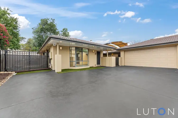 54B Hyndes Crescent, Holder ACT 2611