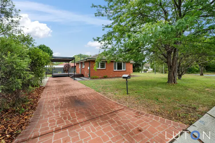24 Percival Street, Holder ACT 2611