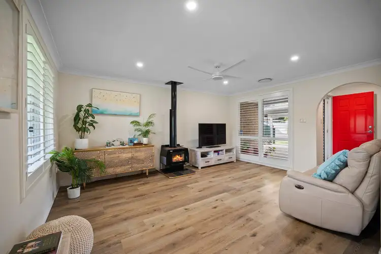 Second view of Homely house listing, 7 Scarborough Place, Bateau Bay NSW 2261
