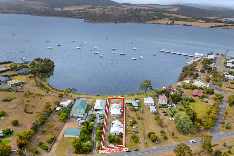 101 Arthur Highway, Dunalley TAS 7177