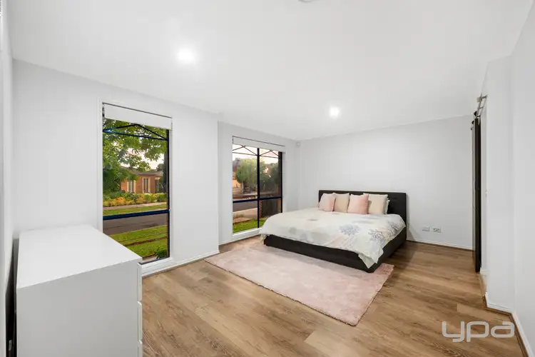 Second view of Homely house listing, 7 Narooma Avenue, Burnside VIC 3023