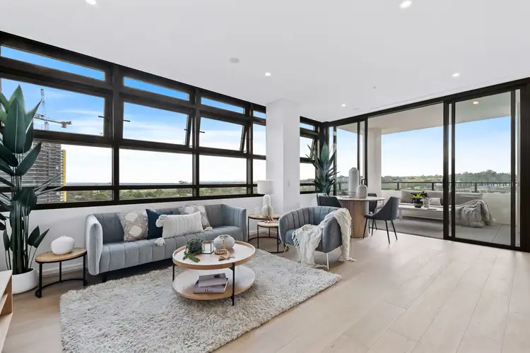 18 Garthowen Crescent, Castle Hill NSW 2154