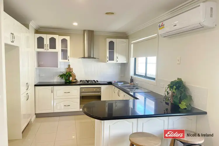 Sixth view of Homely villa listing, 1/66A Rocket Street, Bathurst NSW 2795