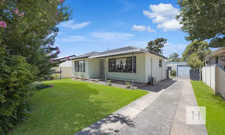 112 Vales Road, Mannering Park NSW 2259