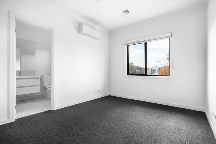 Fourth view of Homely townhouse listing, 2/21 Burns Avenue, Clayton South VIC 3169