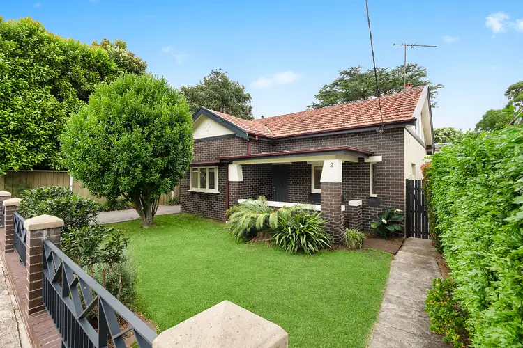 2 Pyrmont Street