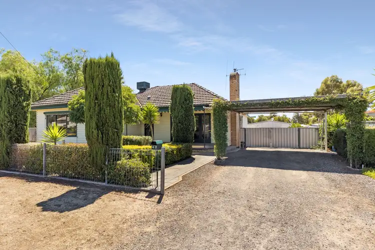 42 Creeth Street, Long Gully VIC 3550