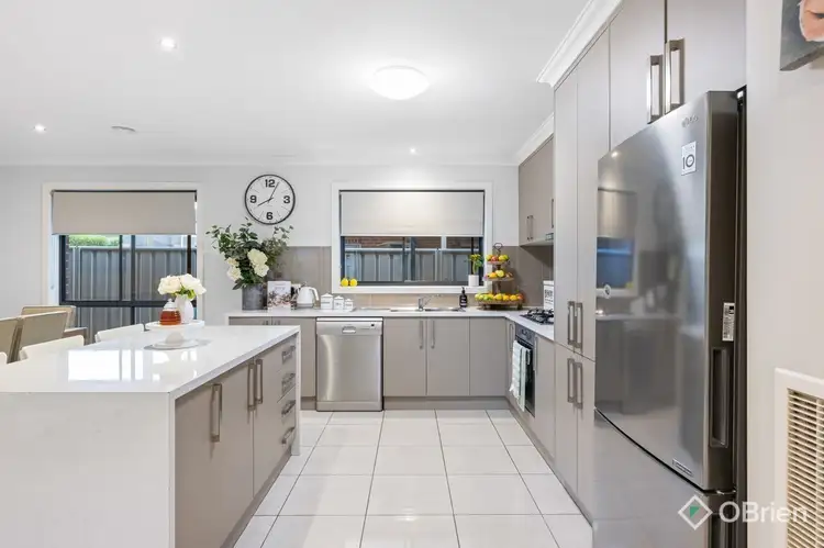Fifth view of Homely house listing, 7 Lauren Place, Wodonga VIC 3690