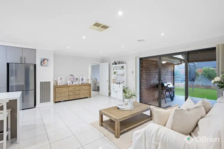 Sixth view of Homely house listing, 7 Lauren Place, Wodonga VIC 3690
