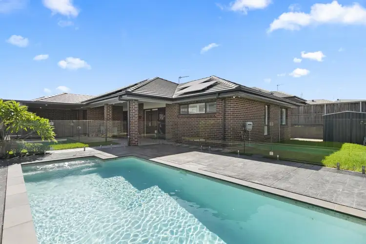 Second view of Homely house listing, 8 Treadwell Street, Thornton NSW 2322