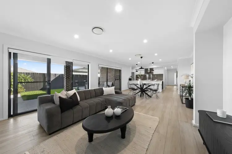 Fourth view of Homely house listing, 8 Treadwell Street, Thornton NSW 2322