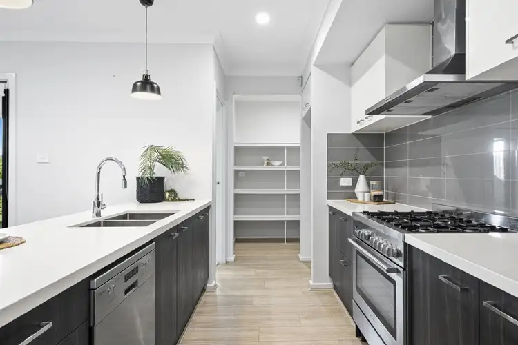Sixth view of Homely house listing, 8 Treadwell Street, Thornton NSW 2322