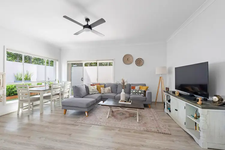 1/2 Ferguson Street, Forestville NSW 2087