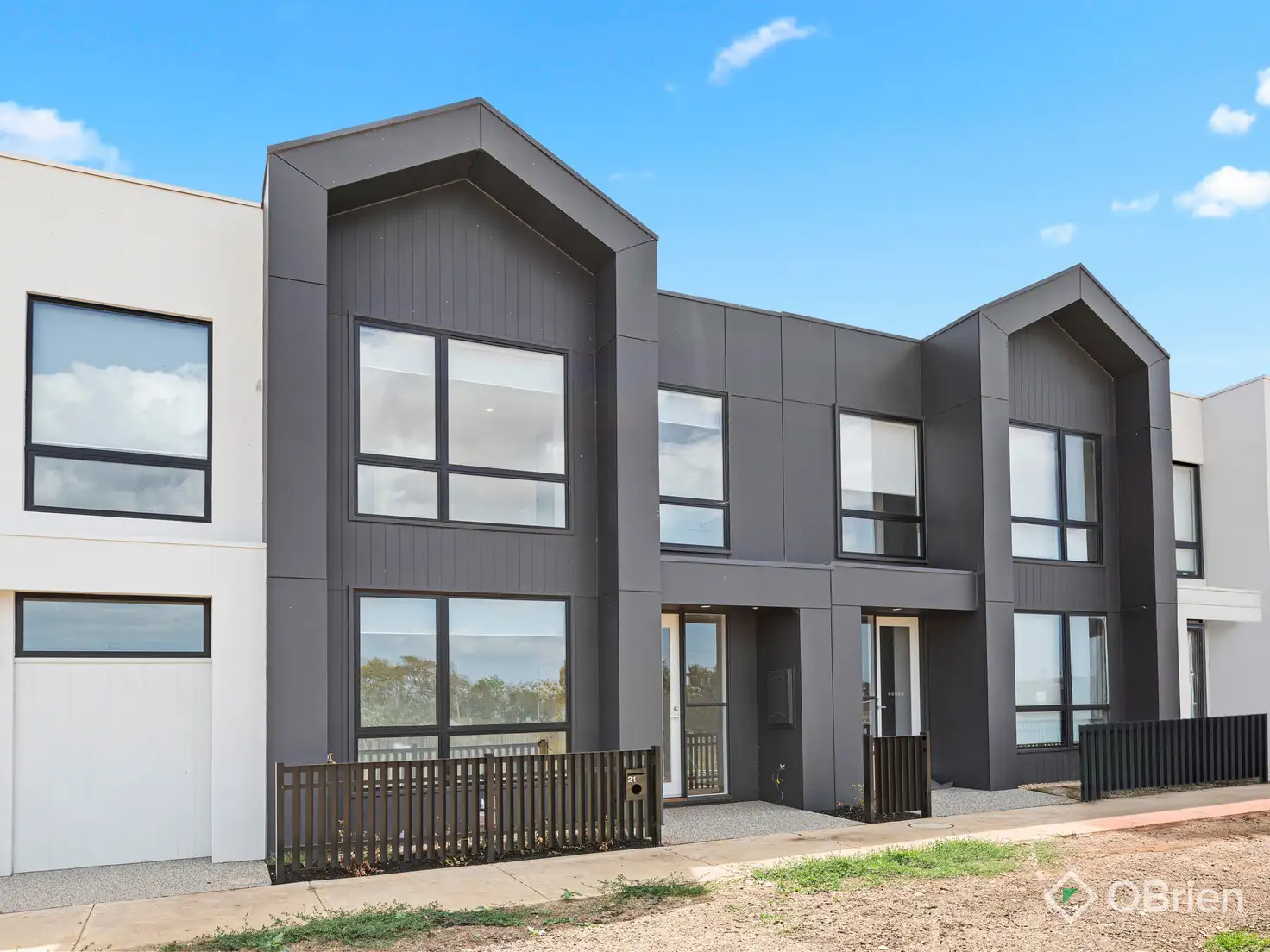 Main view of Homely house listing, 21 Rubus Walk, Werribee VIC 3030