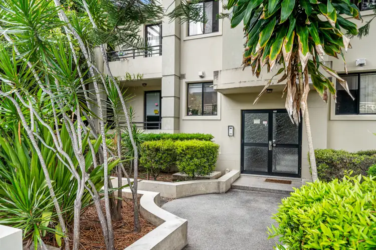 Main view of Homely unit listing, 1/26-28 Redbank Road, Northmead NSW 2152