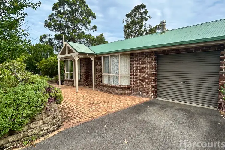 334 Sarahs Crescent