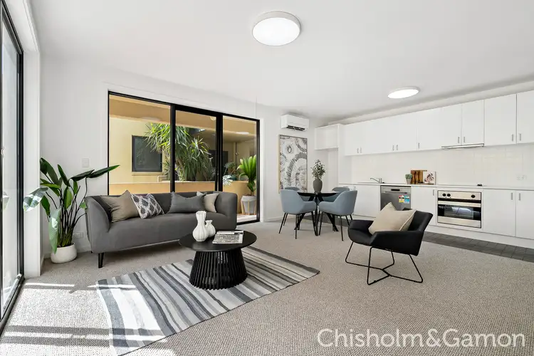 Main view of Homely apartment listing, 6/102 Broadway, Elwood VIC 3184