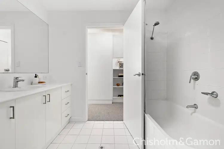 Sixth view of Homely apartment listing, 6/102 Broadway, Elwood VIC 3184