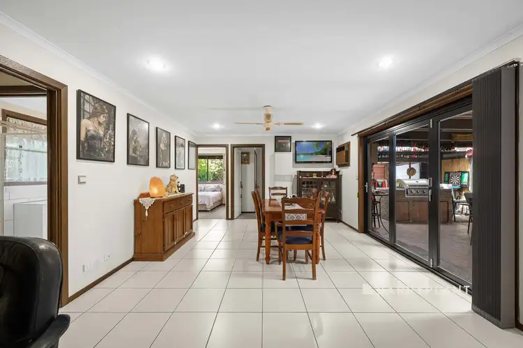 Fifth view of Homely house listing, 12 Diane Close, Pakenham VIC 3810
