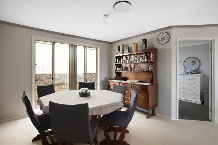 Fifth view of Homely house listing, 2 Fraser Place, Mount Annan NSW 2567