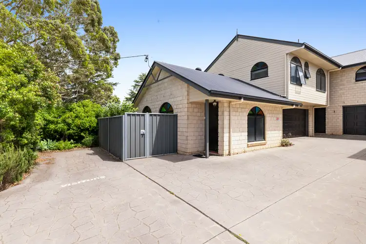 1/261 North Street, Wilsonton Heights QLD 4350