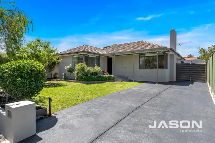 2 Tracey Street, Tullamarine VIC 3043