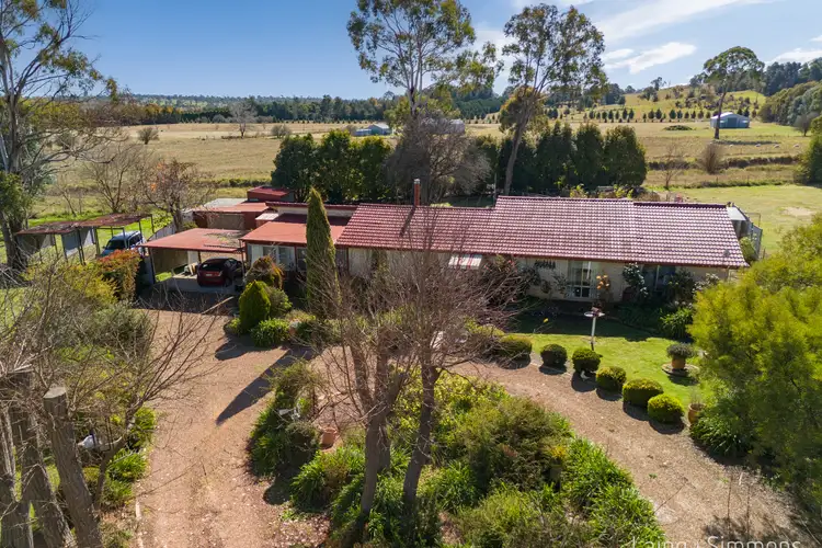 64 Kellys Plains School Road, Armidale NSW 2350