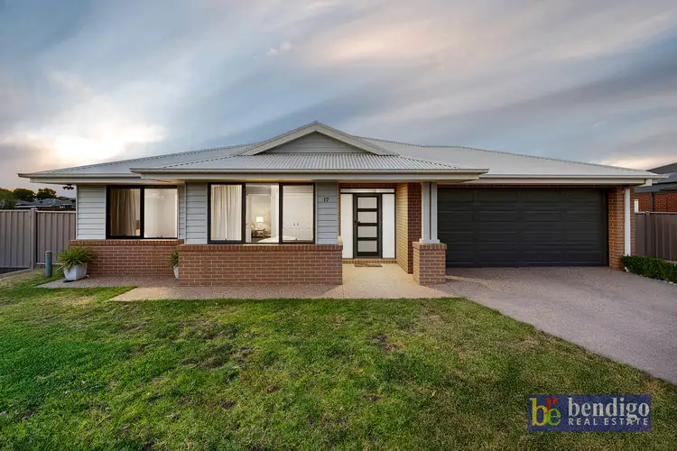 17 Randall Way, Ascot VIC 3551