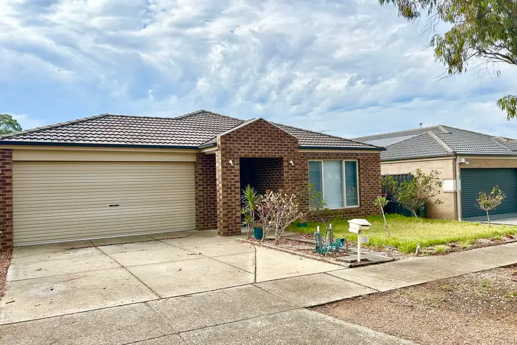 55 Weavers Street, Manor Lakes VIC 3024