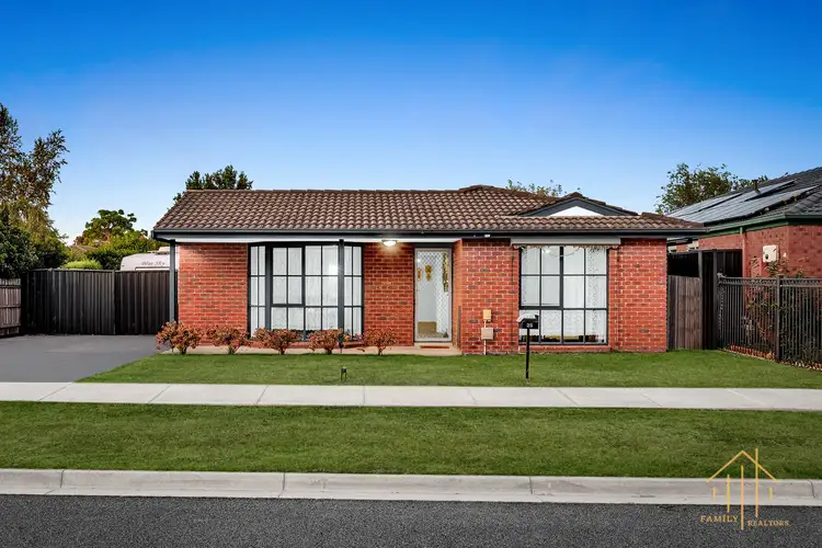 25 Jacinta Drive, Cranbourne West VIC 3977