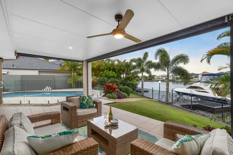 1 Windchimes Way, Helensvale QLD 4212