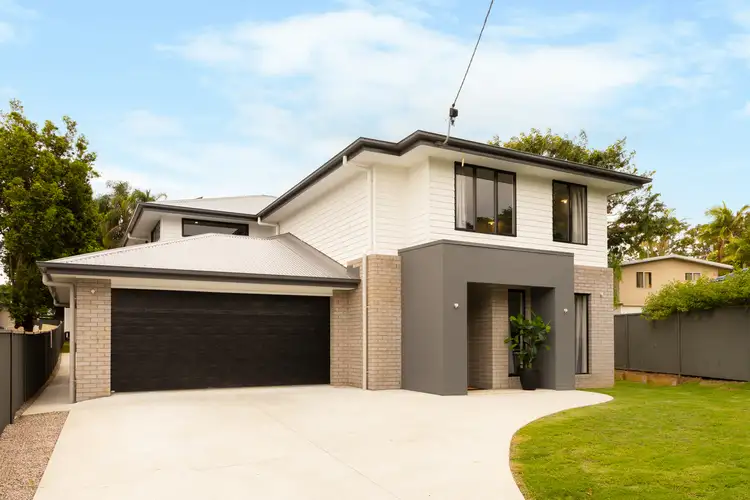 2 Pearen Street, Clontarf QLD 4019