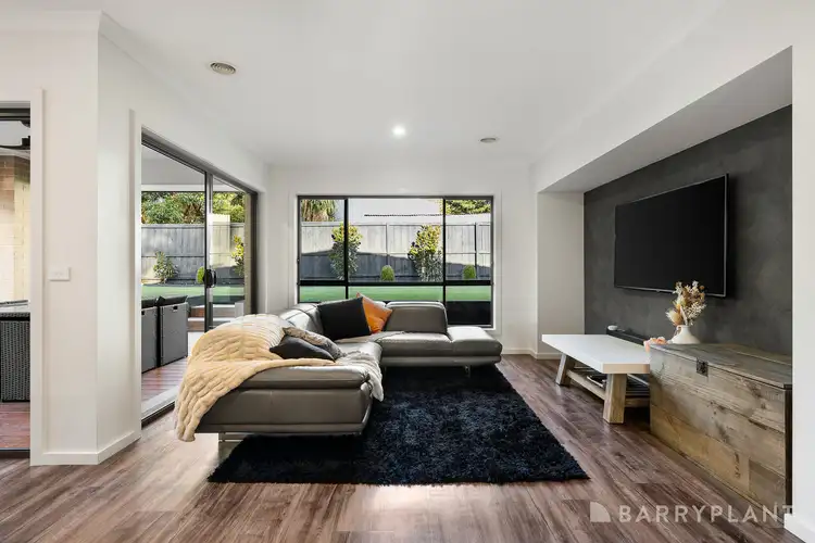 Fifth view of Homely house listing, 27 Nathan Court, Mooroolbark VIC 3138
