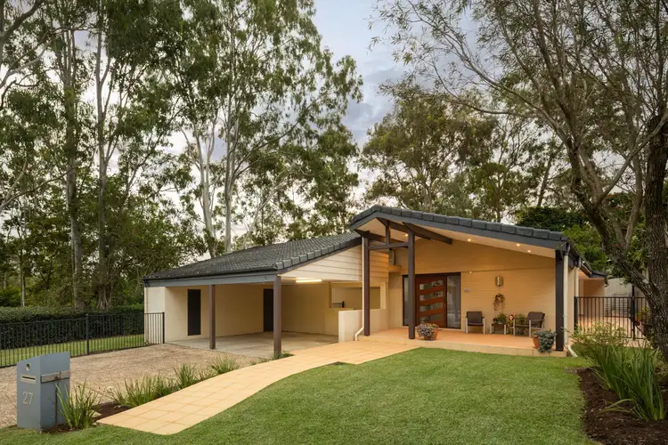 27 Scenic Road, Kenmore QLD 4069