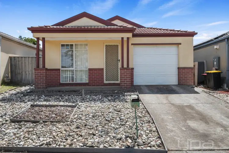 37 Sirius Way, Kurunjang VIC 3337