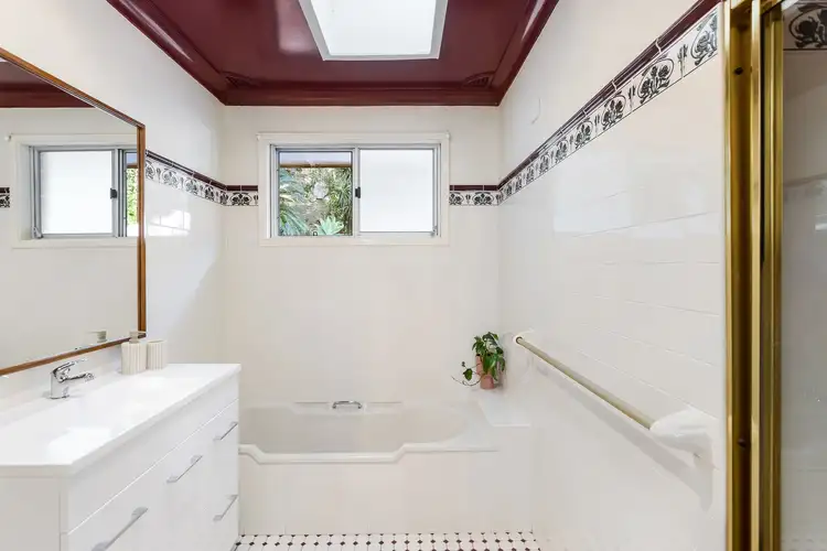 Sixth view of Homely house listing, 33 Murray Park Road, Figtree NSW 2525