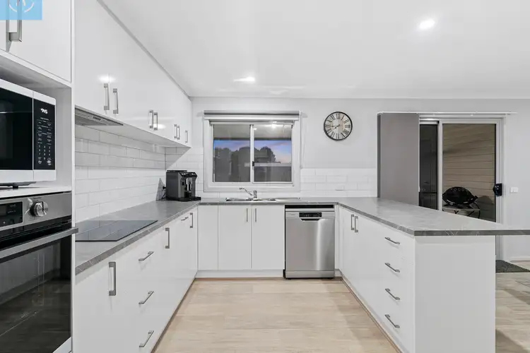 Sixth view of Homely house listing, 5 Lorikeet Drive, Tocumwal NSW 2714