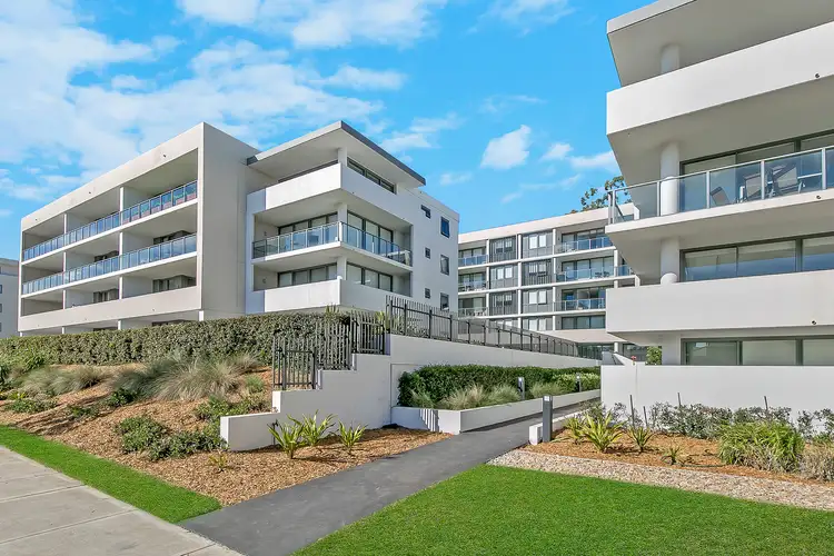 204/1 Lucinda Avenue